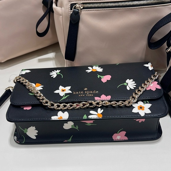 Kate Spade Madison Floral Waltz Flap Convertible Crossbody
Black Multi
NWT - Picture 7 of 16